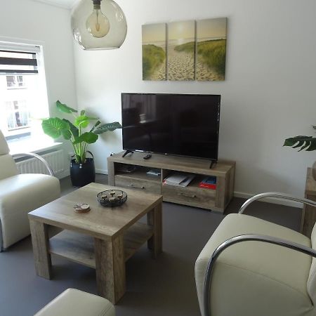 Kustverhuur, Appartement Sandra Breskens Exterior foto